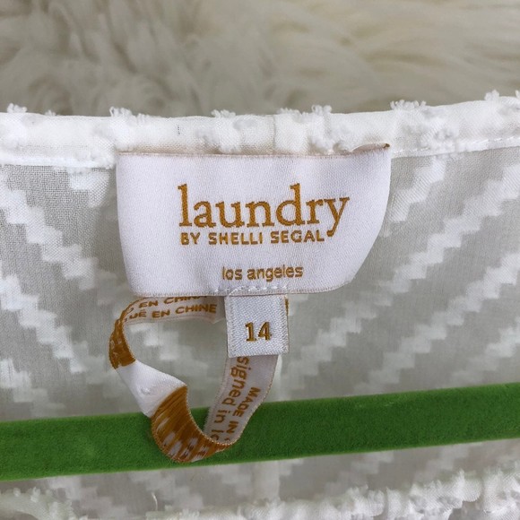 Laundry by Shelli Segal sheer White Victorian Pirate Blouse, Tunic, Costume 14 - Picture 10 of 11